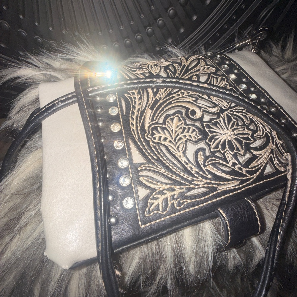 Embroidered Leather Women's Bag